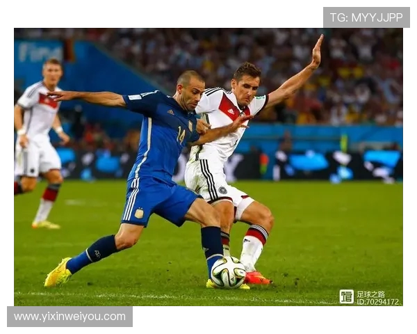 深入分析西安飞盘队独特的防守策略与战术执行技巧 深入分析西安飞盘队独特的防守策略与战术执行技巧