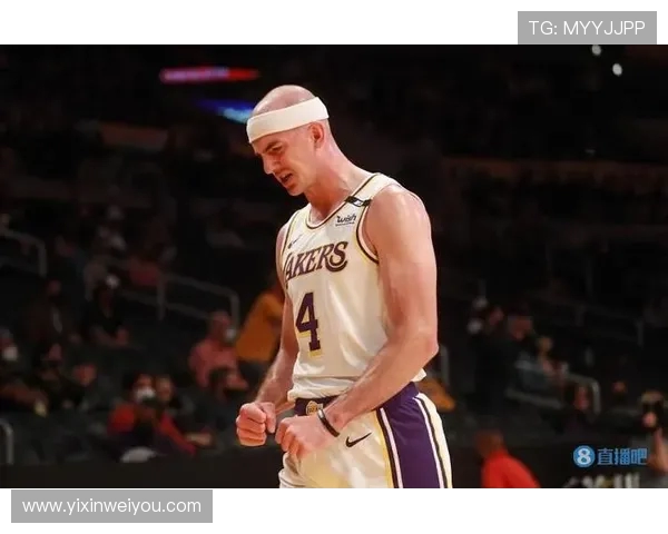 亚历克斯卡鲁索：从默默无闻到NBA明星的逆袭之路