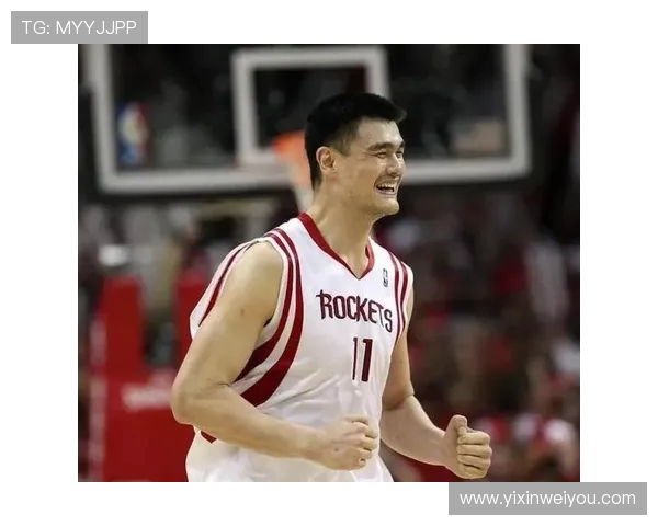 余嘉豪的成长之路:从青涩少年到篮球场上的耀眼明星 余嘉豪的成长之路:从青涩少年到篮球场上的耀眼明星