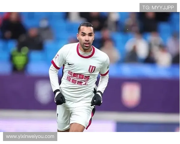 清莱联与泰可泰激战正酣谁将赢得这场泰国足球巅峰对决