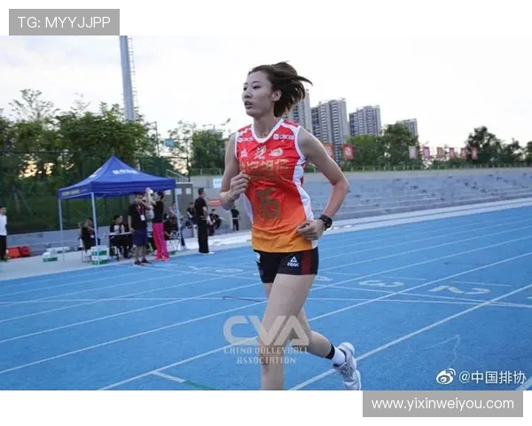 重庆排球队耐力对比深度解析与训练策略探讨 重庆排球队耐力对比深度解析与训练策略探讨