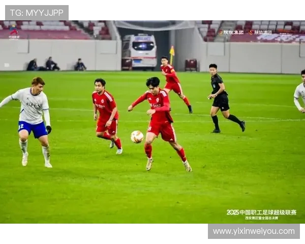 上海足球队荣登足球战术排行榜第七位引发热议与关注 上海足球队荣登足球战术排行榜第七位引发热议与关注